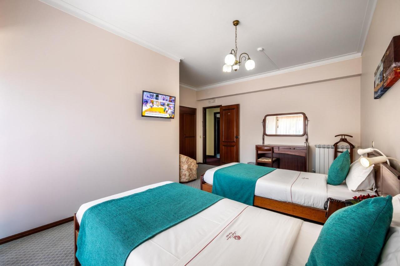 Hotel Colmeia مونتي ريال المظهر الخارجي الصورة